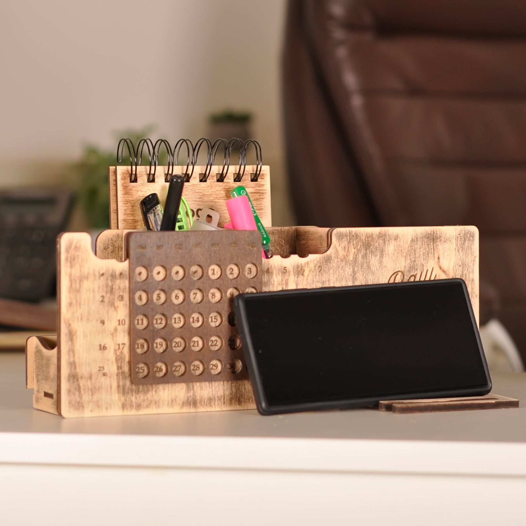 Офісний органайзер з вічним календарем та логотипом 320101_OW